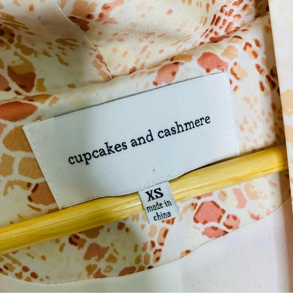 🌟NEW Cupcakes And Cashmere Beige Neptune Snakeprint Satin Trench Coat Size XS - Picture 5 of 12